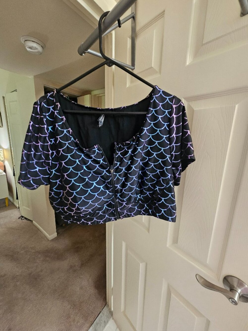 Torrid 3x Mermaid Zip Front Short Sleeve Bathing Suit Top